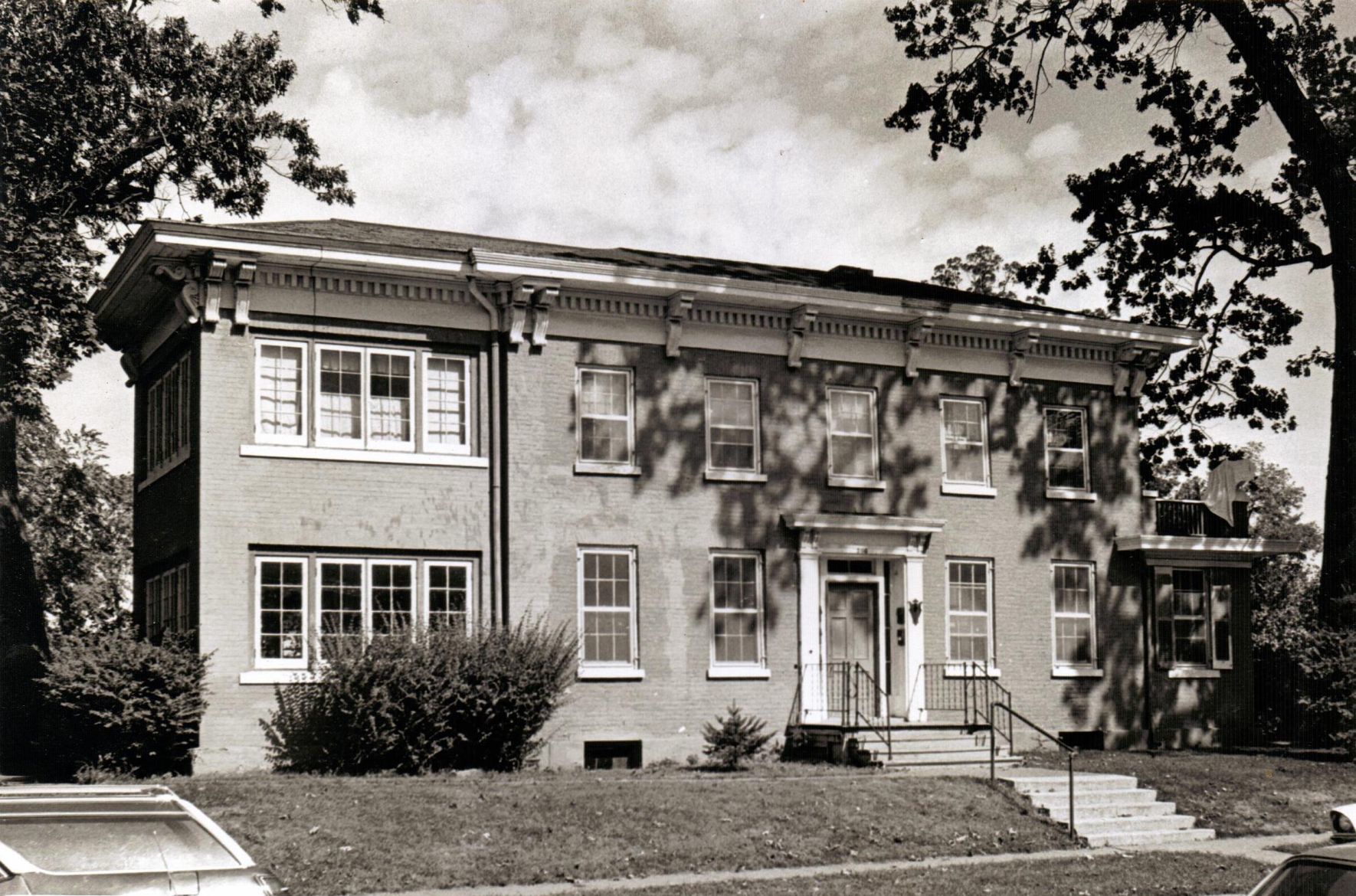 Undated -- E. 12th & Perry streets